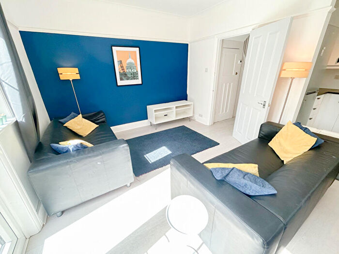 7 Bedroom Semi-Detached House To Rent In Granby Grove, Southampton, SO17