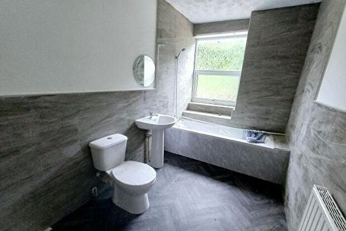 2 Bedroom Property To Rent In Blake Street, Stoke-On-Trent, ST6