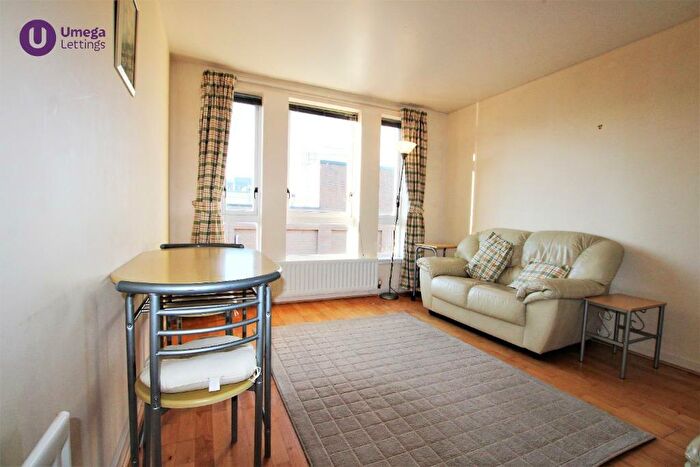 1 Bedroom Flat To Rent In Moray Park Terrace, Meadowbank, Edinburgh, EH7