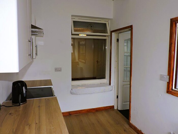 2 Bedroom End Of Terrace House To Rent In Brynhyfryd Street, Swansea, SA5