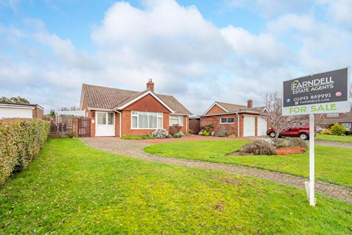 2 Bedroom Bungalow For Sale In St. Johns Close, West Meads, Bognor Regis, PO21