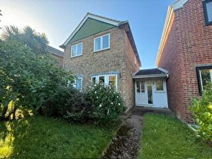 4 Bedroom House To Rent In Smarden Walk, Rainham, Gillingham, ME8
