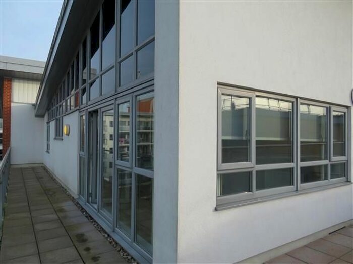 3 Bedroom Flat To Rent In Wolverton Park Road, Wolverton, Milton Keynes, MK12