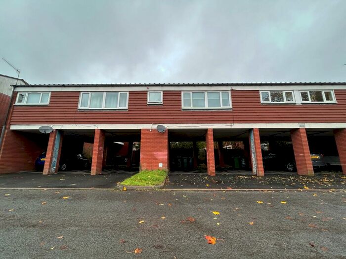 1 Bedroom Flat To Rent In Fulbrook Close, Redditch, B98