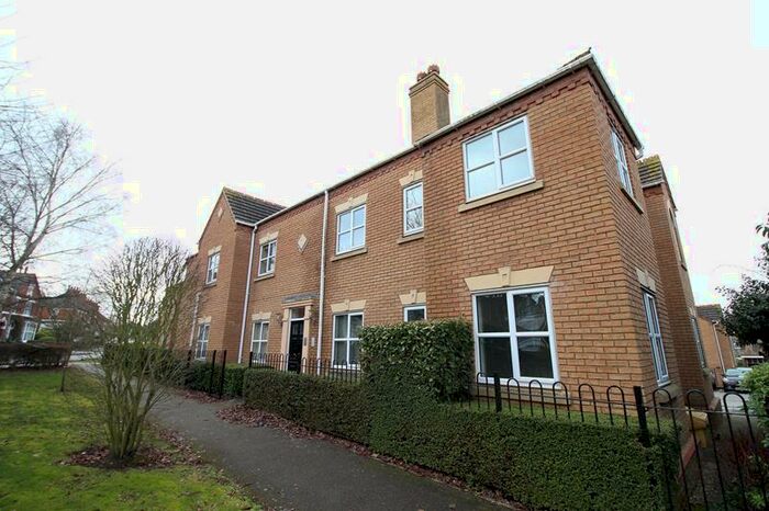 2 Bedroom Apartment To Rent In Walnut Tree Court, Higham Ferrers, NN10