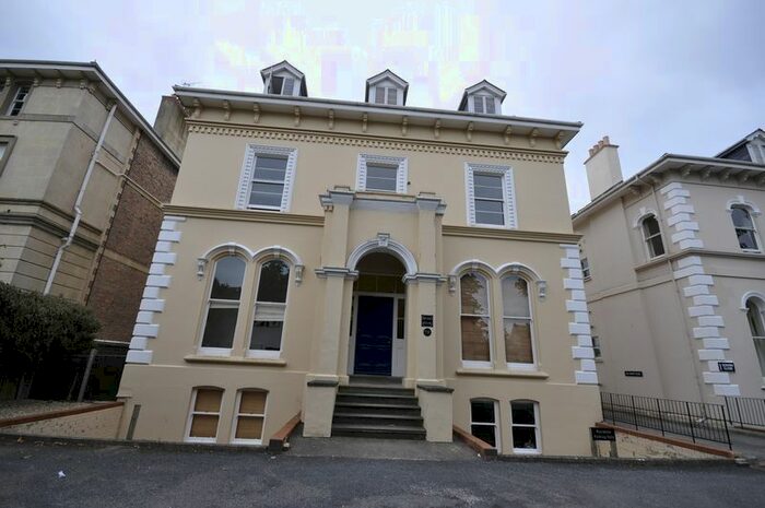 1 Bedroom Flat To Rent In Pittville Circus Road, Cheltenham, GL52
