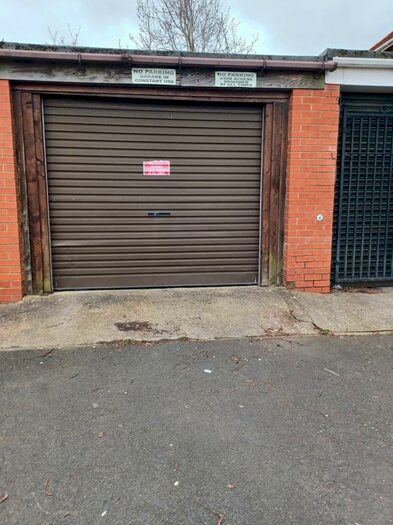 Garage / Parking To Rent In Brettanby Road, Gateshead, NE10