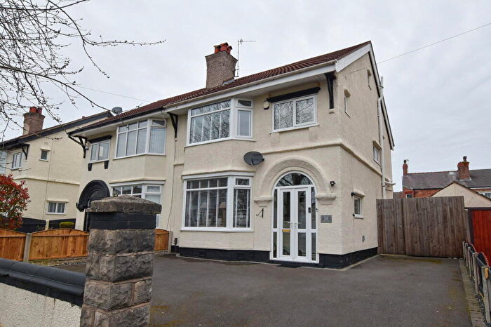 3 Bedroom Semi Detached House For Sale In Bedford Drive, Birkenhead, Wirral, CH42