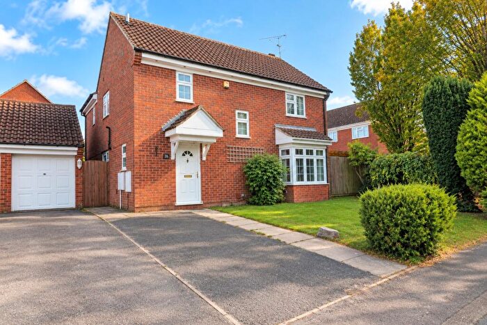 4 Bedroom Detached House For Sale In Langham Close, Warden Hills, Luton, LU2