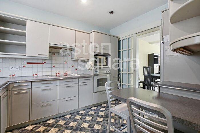 4 Bedroom Terraced House For Sale In Fellows Road, London, NW3