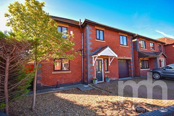4 Bedroom Detached House For Sale In Midway Drive, Poynton, SK12