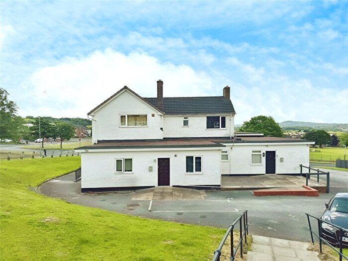 2 Bedroom Flat To Rent In Harvest Road, Rowley Regis, West Midlands, B65