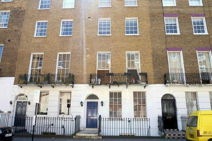 Studio To Rent In York Street, London, W1H