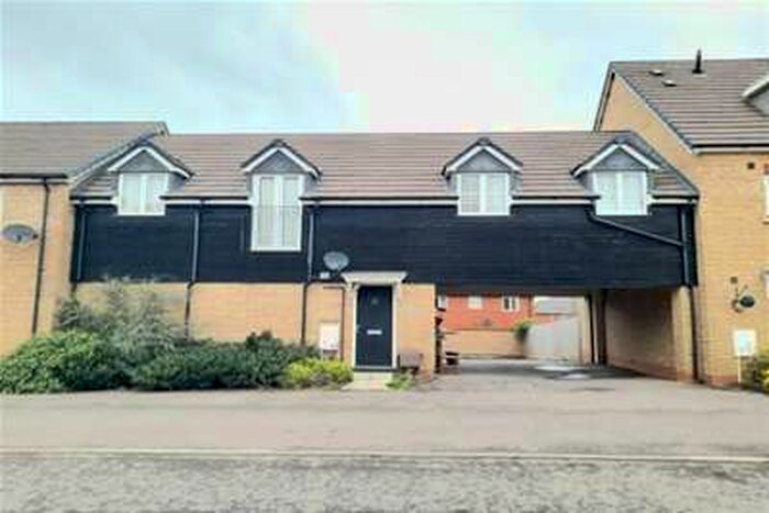 2 Bedroom Flat To Rent In Bellona Drive, Leighton Buzzard, LU7