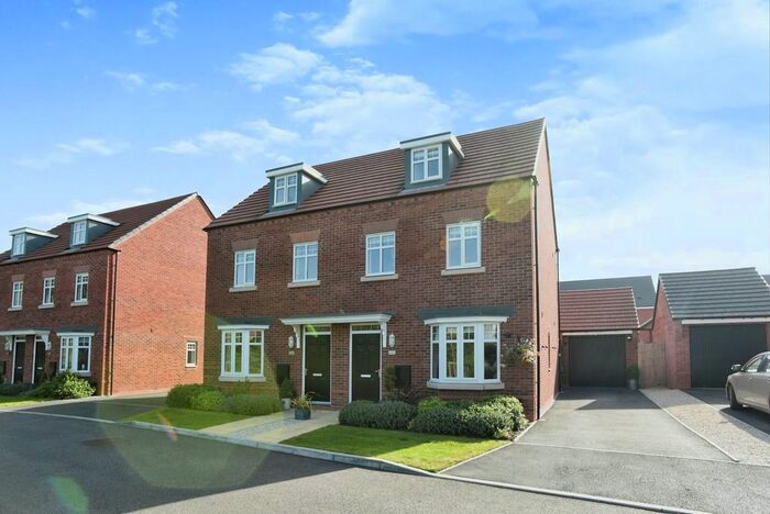 3 Bedroom Town House For Sale In Larkin Avenue, Lichfield, Staffordshire, WS13