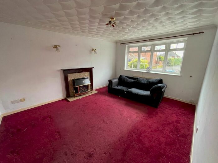 3 Bedroom Detached House To Rent In Glencoyne Gardens, Southampton, SO16