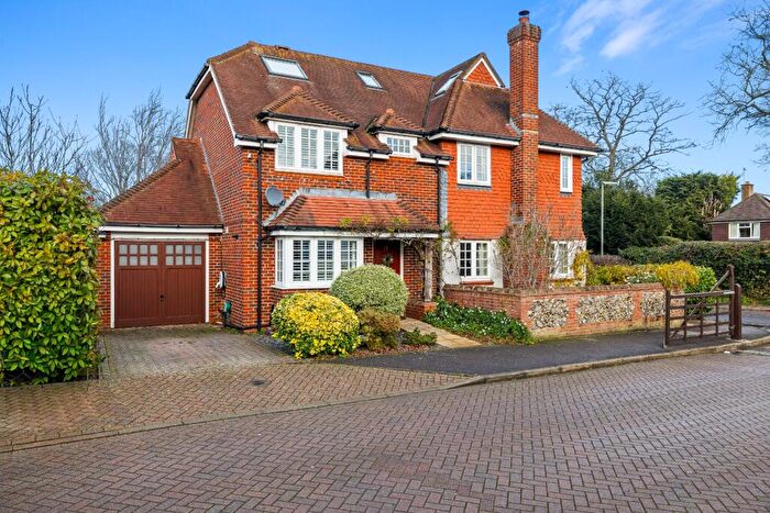 4 Bedroom Semi Detached House For Sale In Merrow Place, Merrow, Guildford, Surrey, GU4