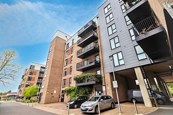 2 Bedroom Flat To Rent In Affinity Place, Elstree Way, Borehamwood, WD6