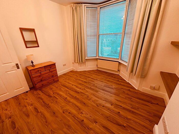 2 Bedroom Flat To Rent In St. John's Way, London, N19