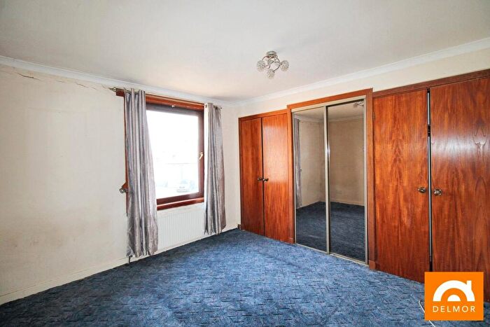 2 Bedroom Semi-Detached House For Sale In Henderson Park, Windygates, Leven, KY8