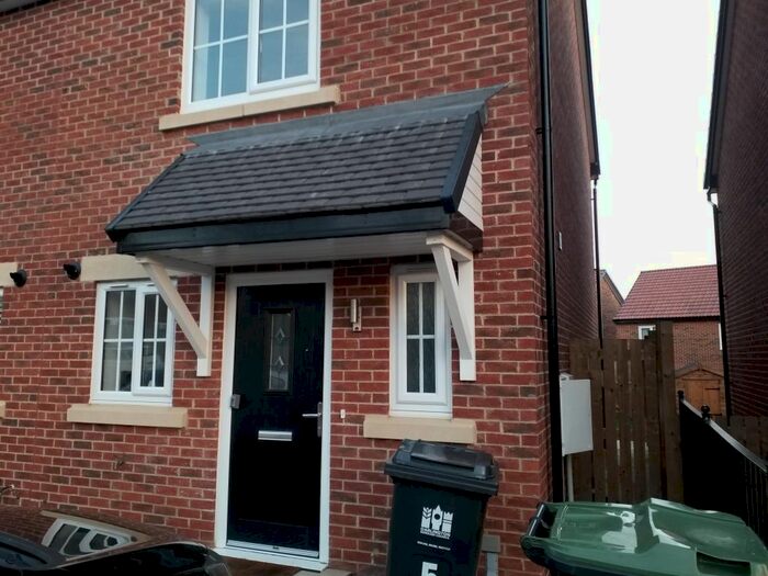 2 Bedroom Semi-Detached House To Rent In Clover Court, Heighinton DL5