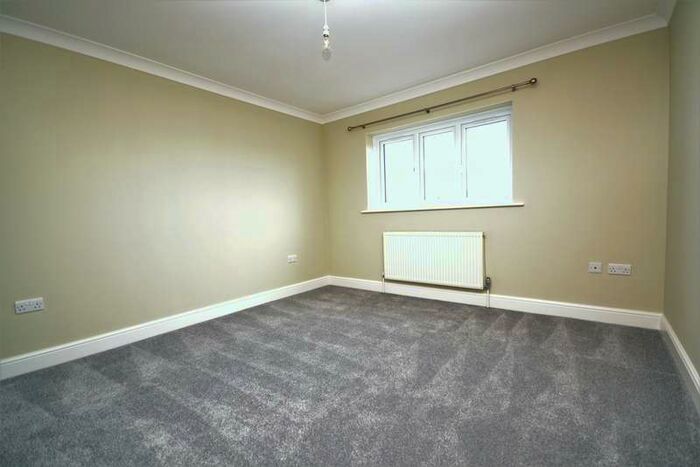 5 Bedroom Detached House To Rent In Hythe Road, Dymchurch, TN29