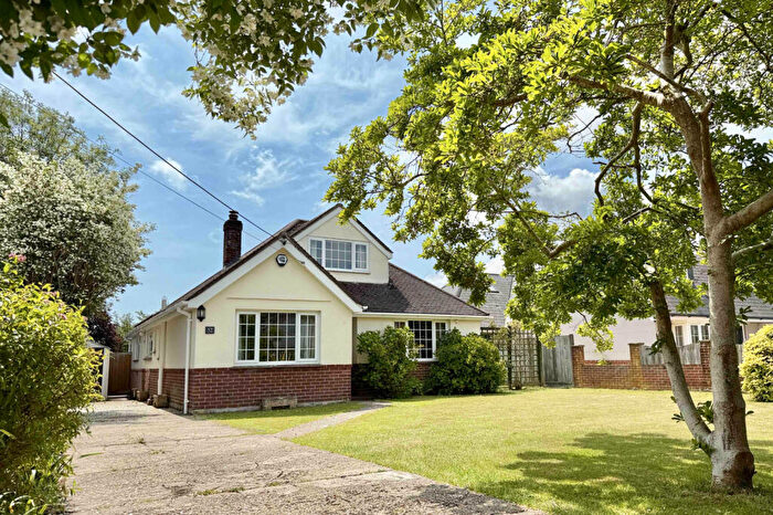 5 Bedroom Detached House For Sale In Northfield Road, Ringwood, BH24