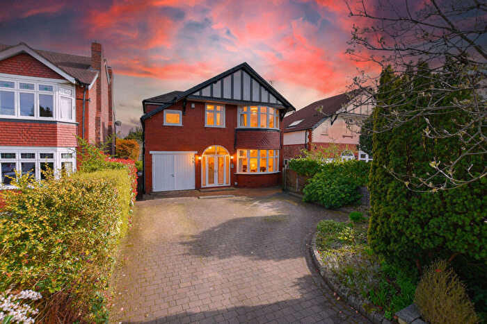 4 Bedroom Detached House For Sale In Sandiway, Bramhall, SK7