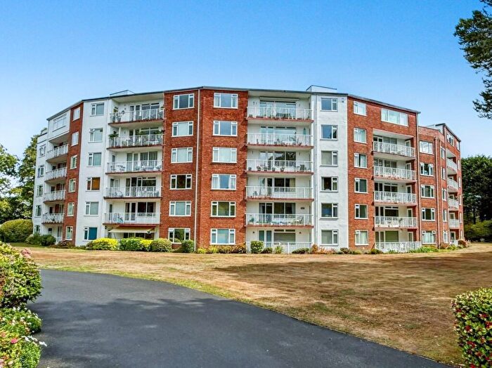 3 Bedroom Apartment For Sale In Greenacres The Avenue, Branksome Park, BH13