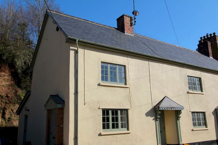 1 Bedroom End Of Terrace House To Rent In * Mill Street * Ottery St Mary *, EX11