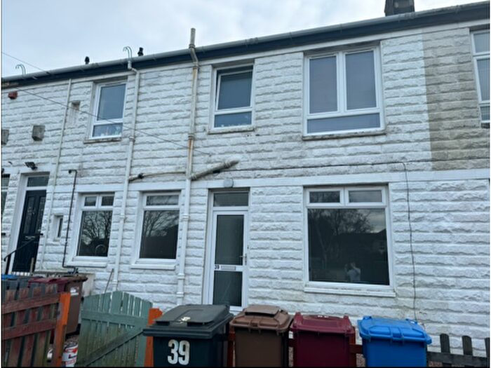 2 Bedroom Flat To Rent In Ancrum Drive, Dundee, DD2