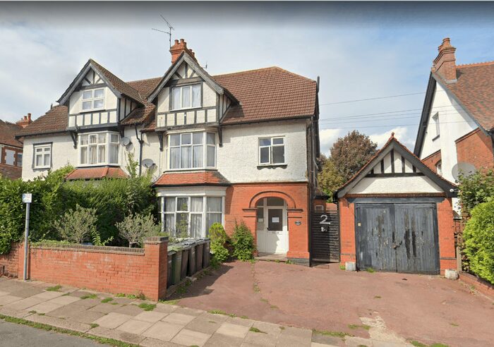 2 Bedroom Flat To Rent In Lansdowne Road, Luton, LU3