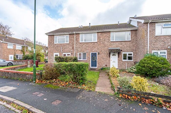 2 Bedroom Terraced House For Sale In Charles Avenue, Chichester, PO19