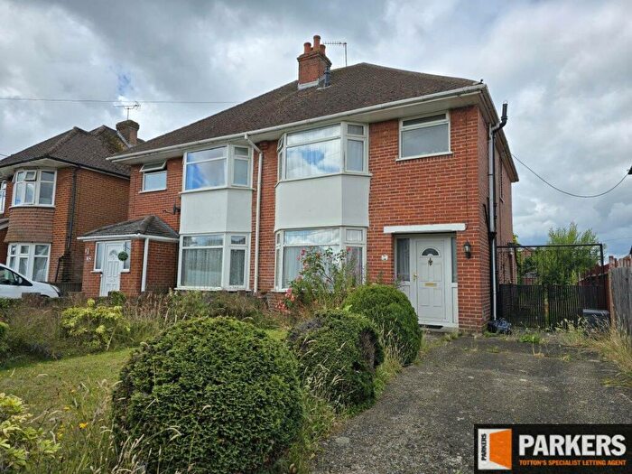 3 Bedroom Semi-Detached House To Rent In Testwood Lane, Totton, SO40
