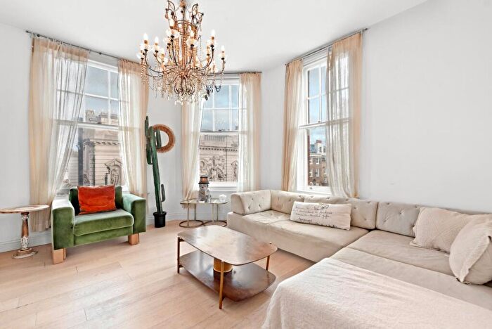 2 Bedroom Property To Rent In Victoria Mansions, Holloway Road, N7