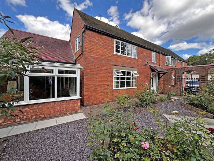 4 Bedroom Detached House For Sale In Shepherds Lane, Red Lake, Telford, Shropshire, TF1