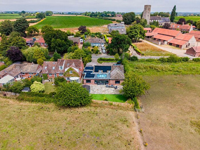 4 Bedroom Detached Bungalow For Sale In Blacksmiths Lane, Hindringham, Fakenham, NR21