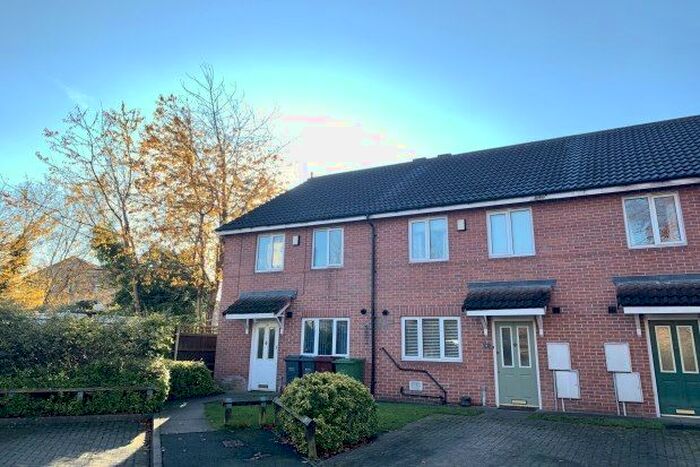 3 Bedroom Property To Rent In St. Christopher's Close, Manchester, M20