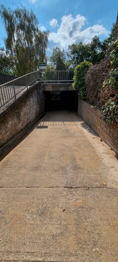 Garage / Parking To Rent In Fairfax Road, Teddington, TW11