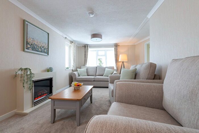 2 Bedroom Park Home For Sale In Wixfield Park, Great Bricett, Ipswich, IP7