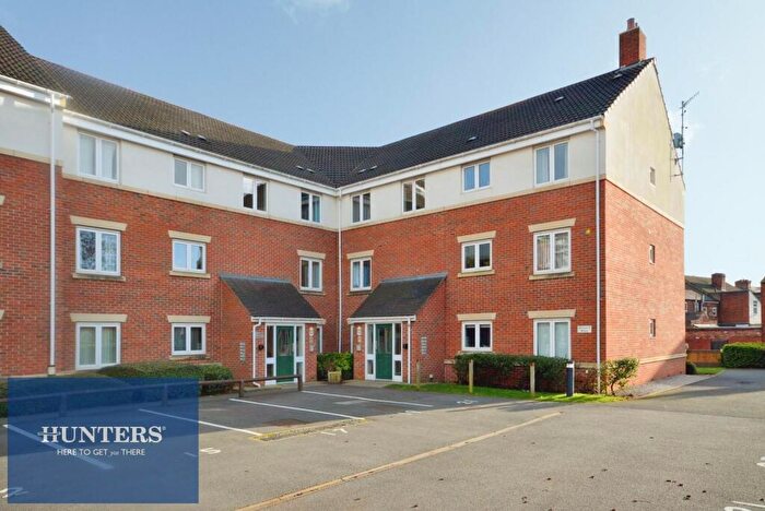 2 Bedroom Apartment For Sale In Moorcroft House, Archdale Close, Chesterfield, S40