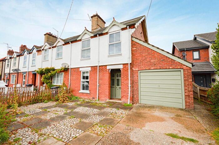 3 Bedroom End Of Terrace House To Rent In Holt, NR25