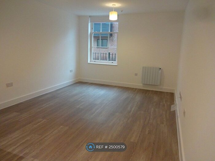 3 Bedroom Flat To Rent In Church Road, London, NW10