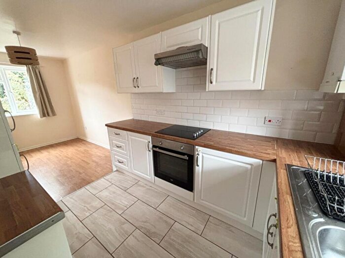 3 Bedroom Terraced House For Sale In Orrian Close, Stratford-upon-Avon, CV37