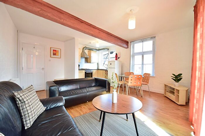 1 Bedroom Flat To Rent In Bridge End, Leeds, LS1