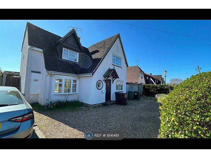 2 Bedroom Detached House To Rent In Hawthorne Road, Caversham, Reading, RG4