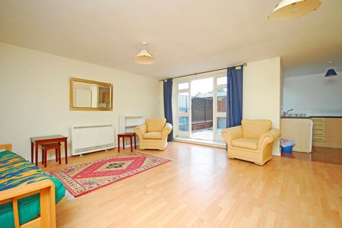 1 Bedroom Flat To Rent In Deptford High Street, London, SE8