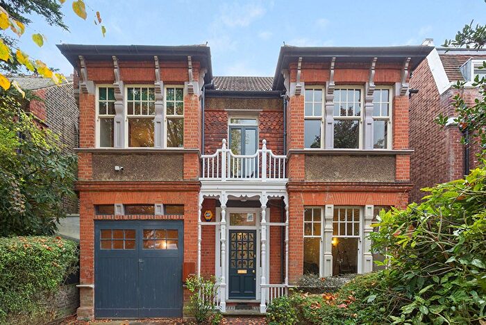 5 Bedroom Detached House For Sale In Inglis Road, London, W5