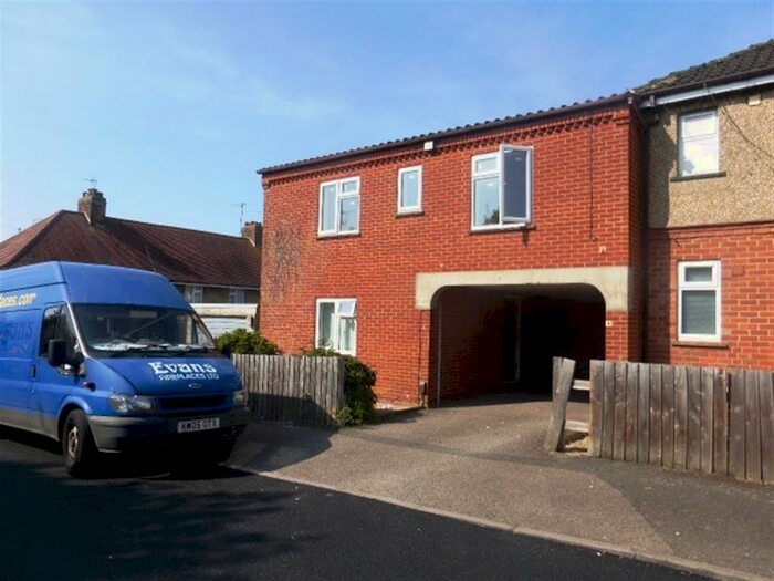 1 Bedroom Flat To Rent In George Street, Higham Ferrers, Rushden, NN10