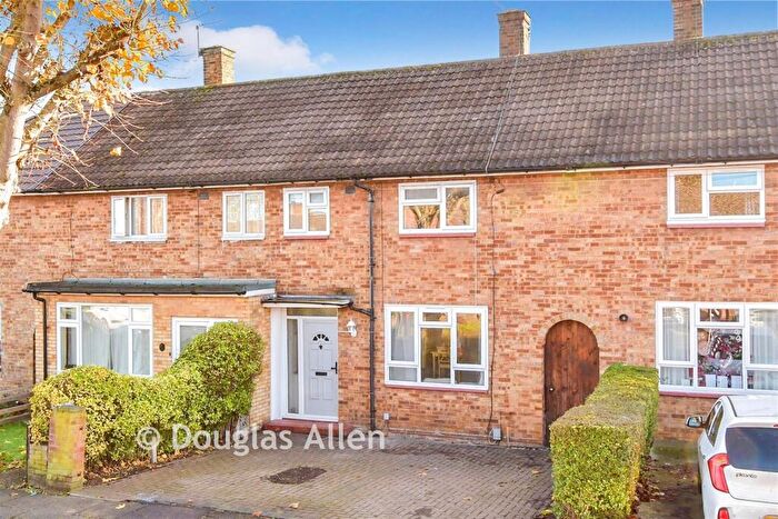 2 Bedroom Terraced House For Sale In Barnstaple Road, Romford, Essex, RM3